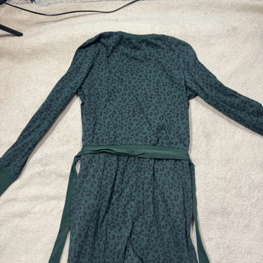 Lani The Label Jumpsuit Womens Small Green Cheetah Print‎ Long Sleeve Waist Tie